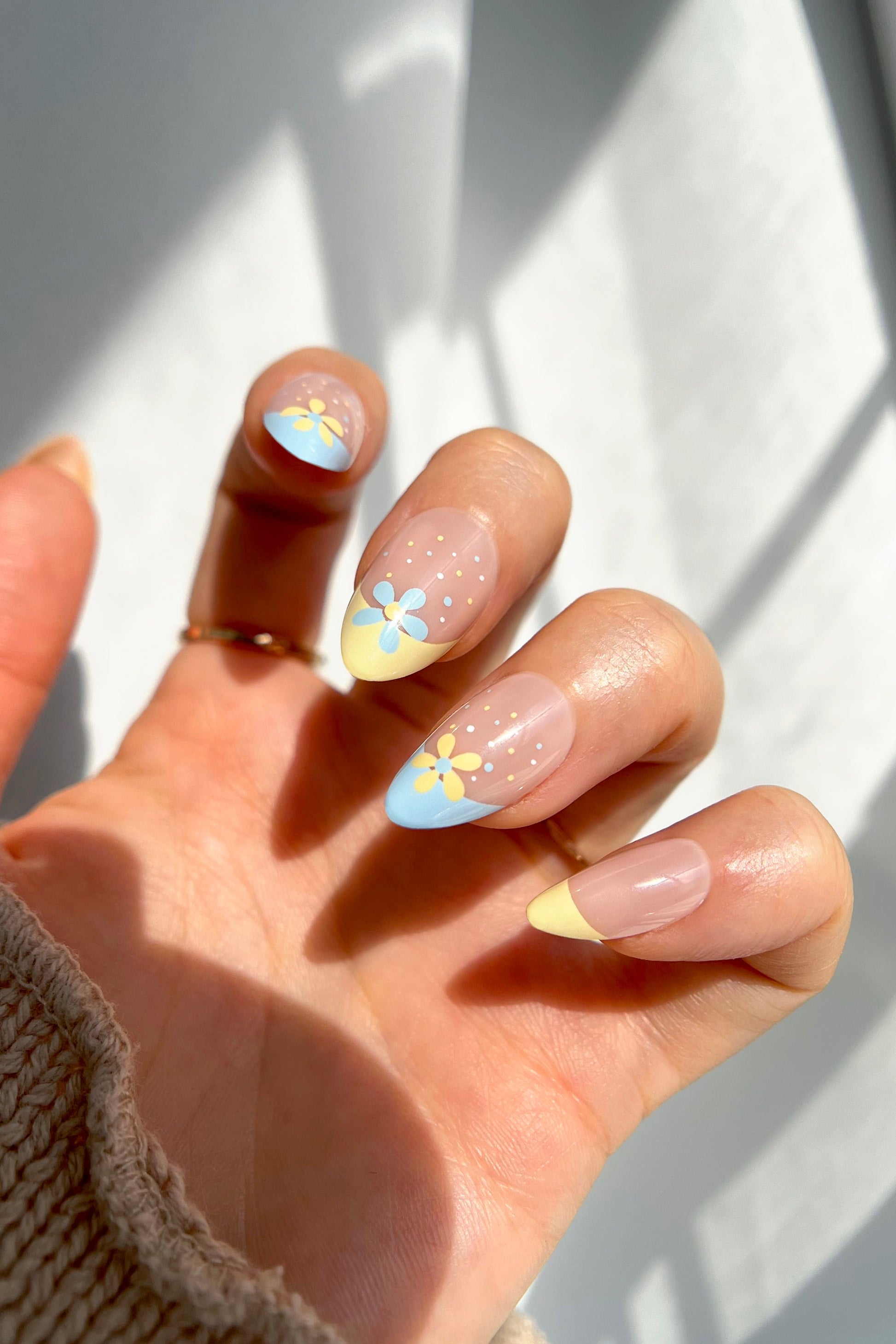 Sunny Halo | Soft & Durable Press-On Nails - Reskined- Best Price in United States