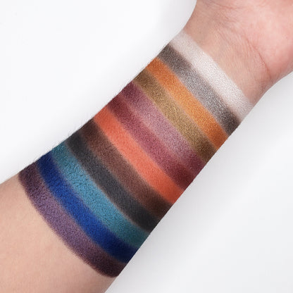 BOLD EYESHADOW PALETTE CP08 - Reskined- Best Price in United States