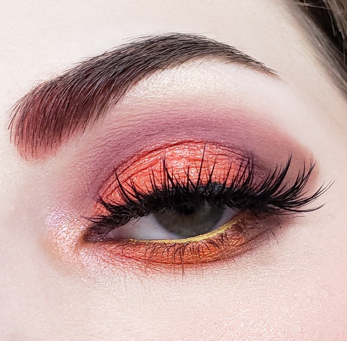 GOLDEN PEACH EYESHADOW PALETTE CP15 - Reskined- Best Price in United States