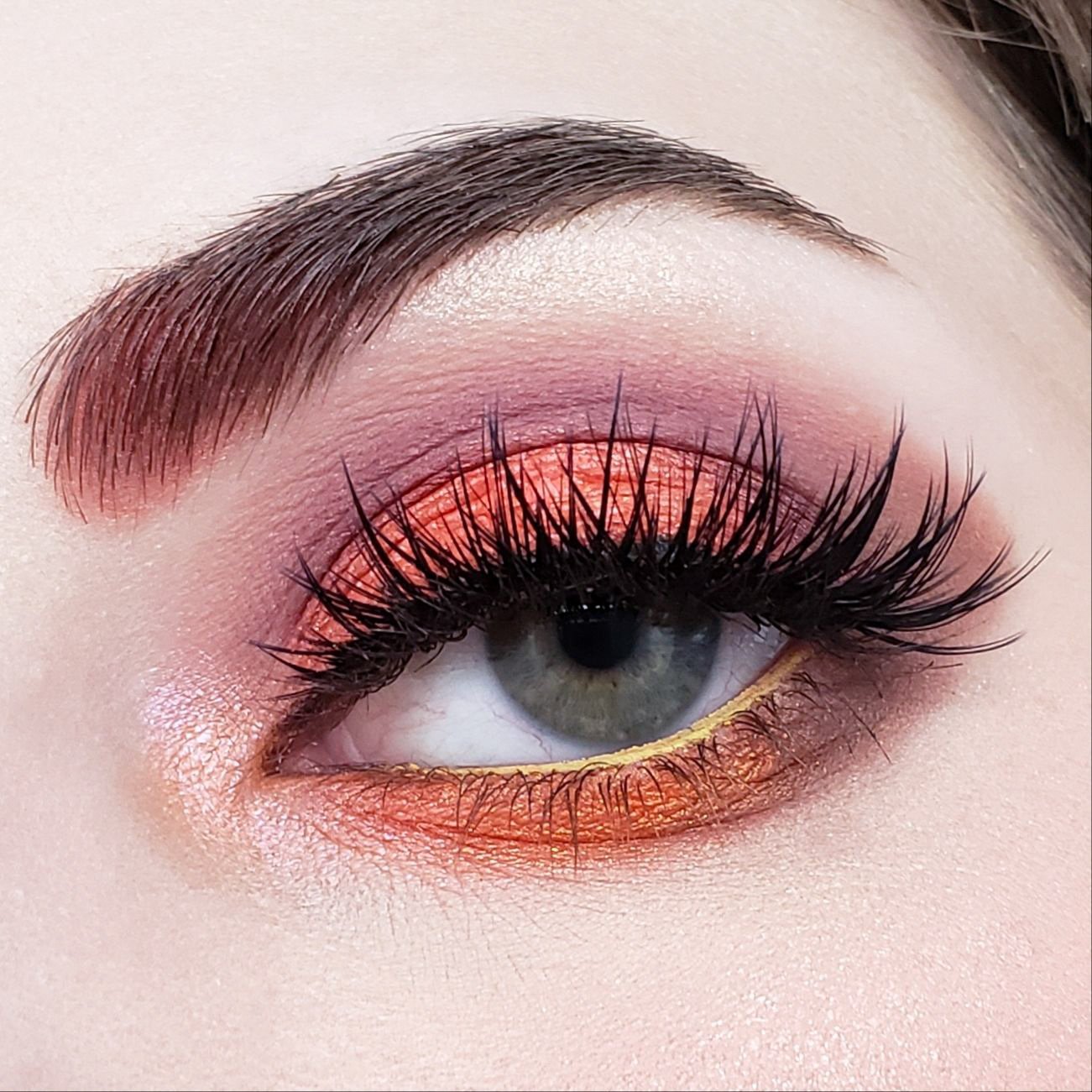 GOLDEN PEACH EYESHADOW PALETTE CP15 - Reskined- Best Price in United States