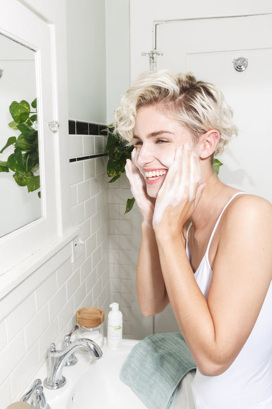 Detox Clarifying Facial Wash - Reskined- Best Price in United States